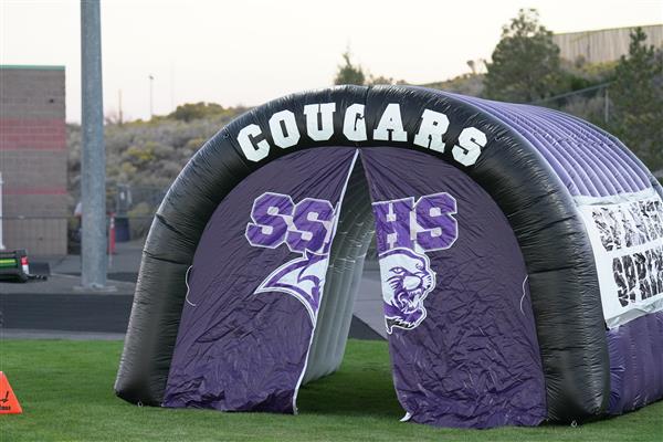 Spanish Springs Cougars infatable mascout tunnel